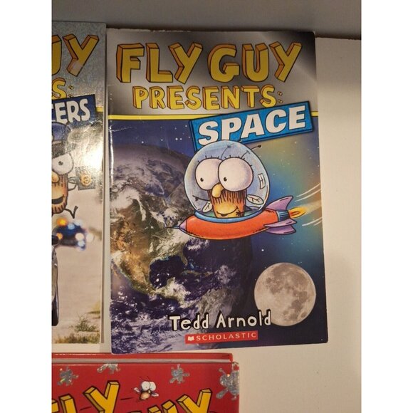 10 Fly Guy Stories in 5 Books Lot Level 2 Readers Tedd Arnold Scholastic - Picture 4 of 8